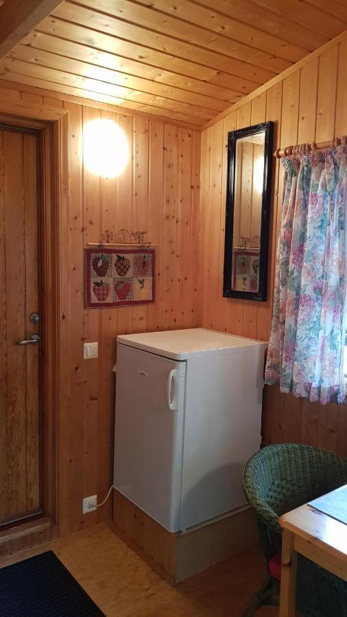 Cozy Cabin In The Woods Селфос Екстериор снимка